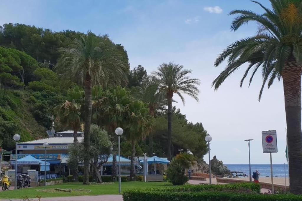 Somriu Apartament Fenals Platja Lloret de Mar Eksteriør bilde